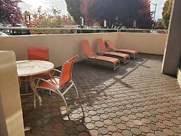 Best Western Plus Mill Creek Inn