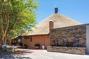 Protea Hotel by Marriott Oudtshoorn Riempie Estate