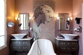 Hotel & Spa Le Grand Monarque, Best Western Premier Collection