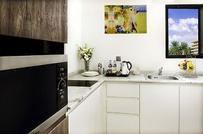 Radisson Blu Hotel & Resort, Al Ain