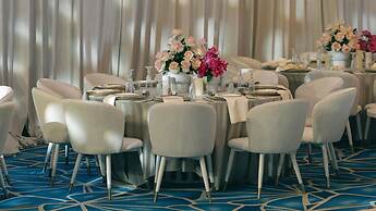 Radisson Blu Hotel & Resort, Al Ain