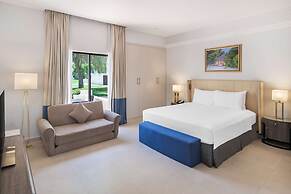 Radisson Blu Hotel & Resort, Al Ain