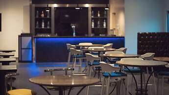 Radisson Blu Hotel & Resort, Al Ain