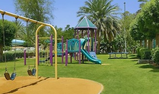 Radisson Blu Hotel & Resort, Al Ain