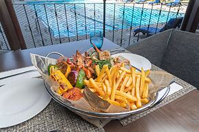 Radisson Blu Hotel & Resort, Al Ain