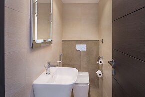 Radisson Blu Hotel & Resort, Al Ain