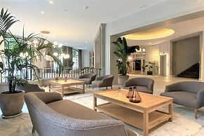 Lamaro Hotel