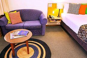 Country Pathfinder Motor Inn