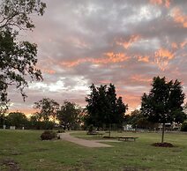 Country Pathfinder Motor Inn