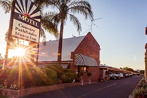 Country Pathfinder Motor Inn