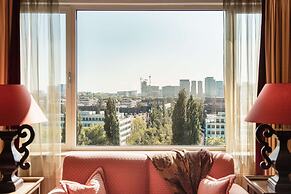 Hilton Amsterdam