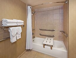 Holiday Inn Springdale/Fayetteville Area by IHG
