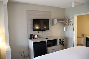 Boca Suites Deerfield Beach, SureStay Collection by BW