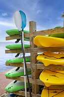 Reefhouse Resort & Marina