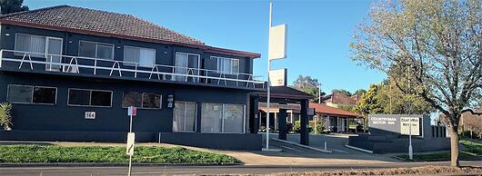 Countryman Motor Inn