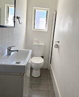 Countryman Motor Inn