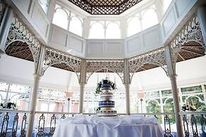 Macdonald Kilhey Court