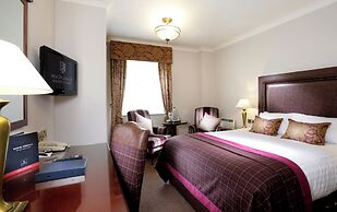 Macdonald Kilhey Court