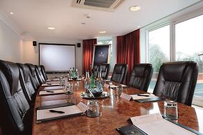 Macdonald Kilhey Court