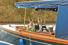 The Maids Head Hotel