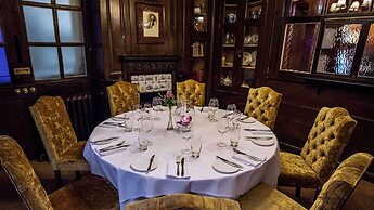 The Maids Head Hotel