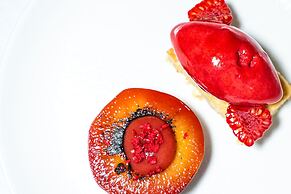 The Maids Head Hotel