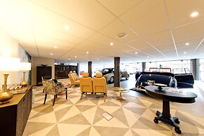 The Maids Head Hotel