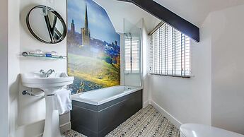 The Maids Head Hotel