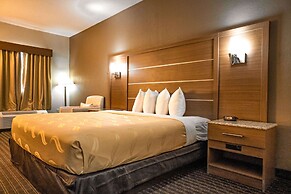 Quality Inn & Suites near Six Flags - Austell