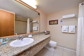 Comfort Inn & Suites Downtown Tacoma