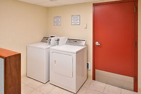 Comfort Inn & Suites Downtown Tacoma