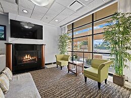 Comfort Inn & Suites Downtown Tacoma