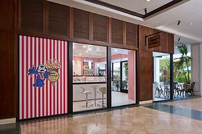 Ilikai Hotel & Luxury Suites