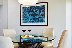 Ilikai Hotel & Luxury Suites