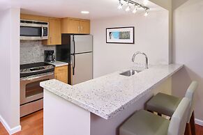 Ilikai Hotel & Luxury Suites