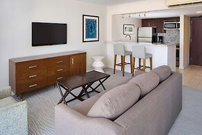 Ilikai Hotel & Luxury Suites