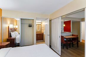 AVIA Residences on Research - Extended Stay