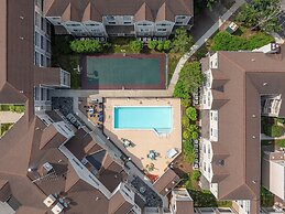 AVIA Residences on Research - Extended Stay