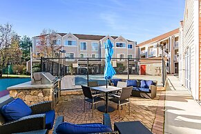 AVIA Residences on Research - Extended Stay