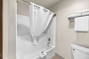 Best Western Inn At The Rogue