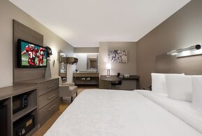 Red Roof Inn PLUS+ Chicago - Naperville