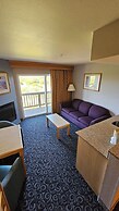 Lighthouse Suites Inn
