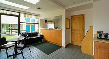 Loyalty Inn Maryville