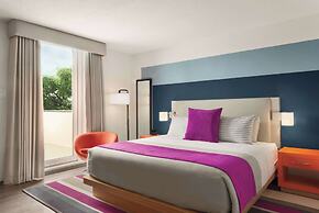 TRYP by Wyndham Isla Verde