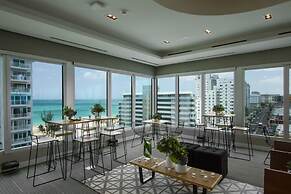 TRYP by Wyndham Isla Verde