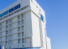 TRYP by Wyndham Isla Verde