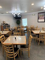 Howard Johnson by Wyndham Oklahoma City Airport/ Fairgrounds