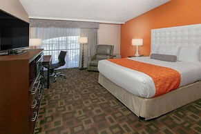 Howard Johnson by Wyndham Oklahoma City Airport/ Fairgrounds