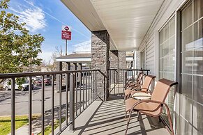 Best Western Plus Grand Manor Inn