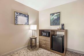 Best Western Plus Grand Manor Inn